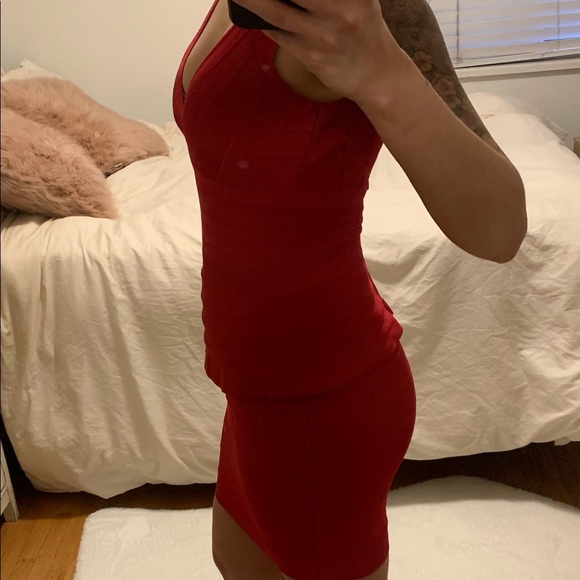 Herve Leger, Size Small, Red, Bandage Peplum Dress. No stains - Picture 4 of 6